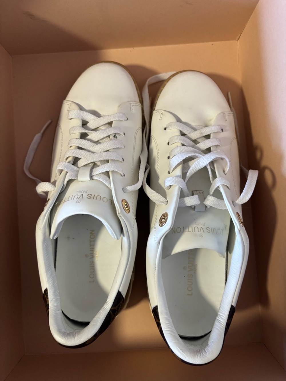 Louis Vuitton White Leather Sneakers with Brown Heel Patch